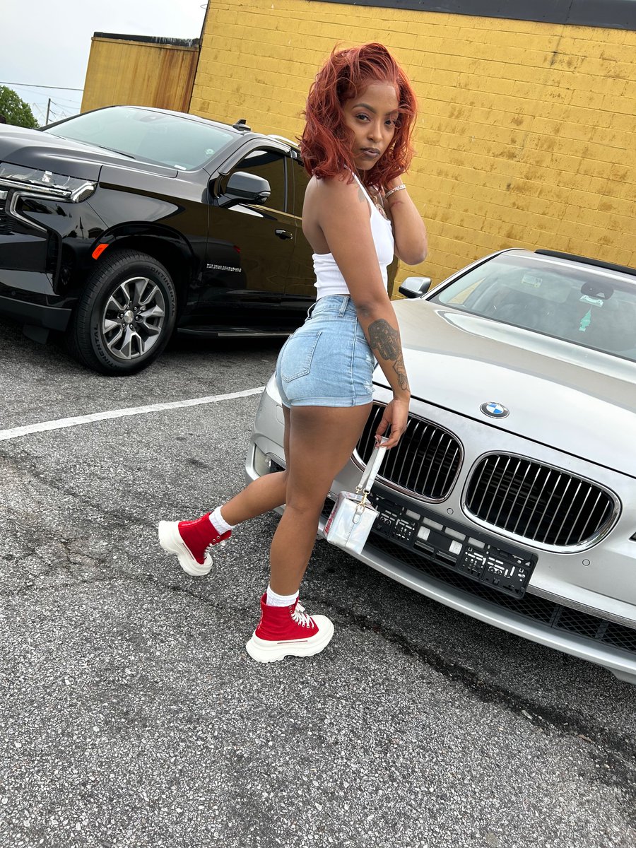 RaeeeeH_'s tweet photo. Been outside lately ✅😍 https://t.co/Rqf3IuEvDt