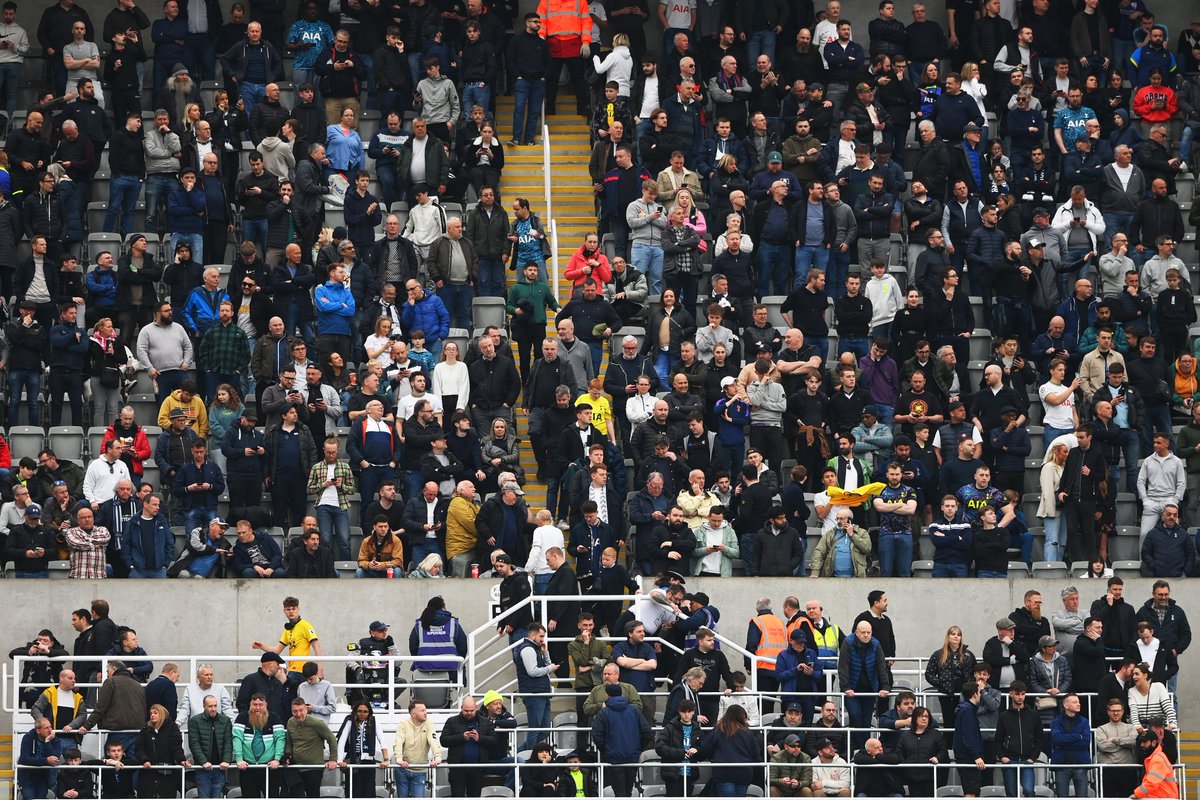 thespursweb's tweet photo. Refund every single one of them, @SpursOfficial.  They deserve far better https://t.co/mB5I1UyP7u
