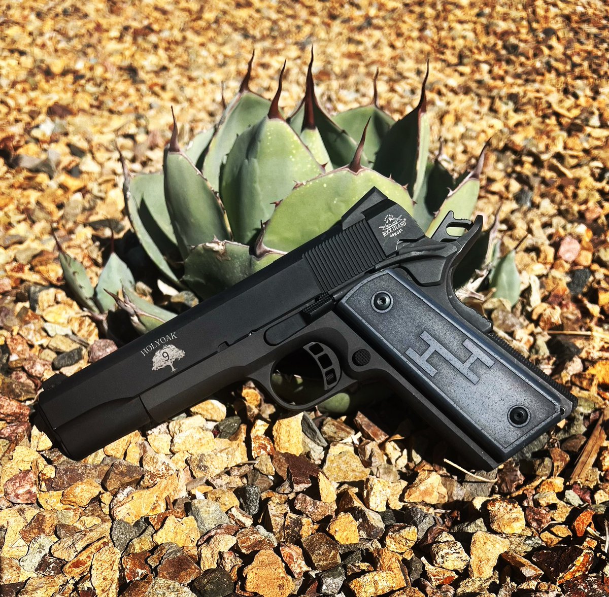 HoldwayCustoms's tweet photo. Pair of custom engraved and cerakoted 1911 grips!   You have a family brand you need engraved?  @holdwaycustoms #holdwaycustoms #laserengraved #laserengraving #cerakote https://t.co/57ox6pT2Rc