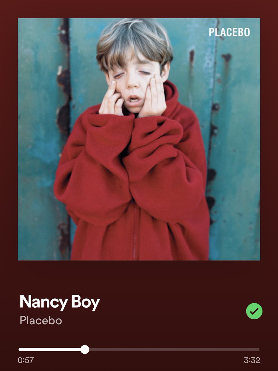 lola 🧝🏻♀️ tweet media