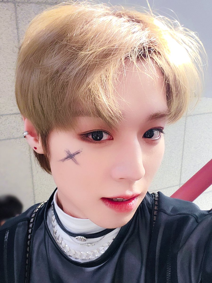 oclock_529's tweet photo. 230423 공식 트위터 #박지훈 https://t.co/gPX12S0tmx