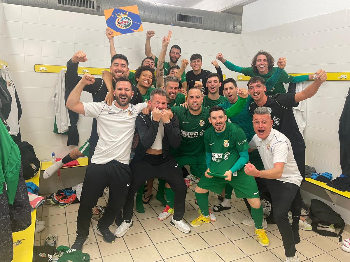 A pel play off 💪🫶 els nostres #GUERRERS TORNEN a fer història! 

Ho hem aconseguit! Som de #playoff d’ascens!  Després d’imposar-se 8-3 a #EscolaPiaSabadell . 

Gràcies afició, vosaltres sou part d’això i sense vosaltres no hagués estat possible! 

JUNTS A PEL PLAYOFF 💚