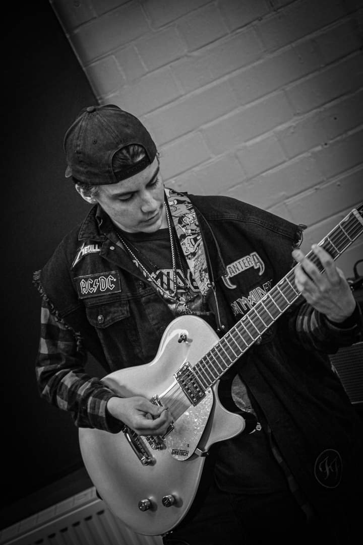 LANICHOLLSPHOTO's tweet photo. My new project titled "A Boys Dream" follows my sons journey to wanting to become a rock star

#blackandwhitephotography #musicphotography #guitarplayer #rockband #bandphotography #fineart #photographer #nikonphotography #nikon https://t.co/GXJCG498wc