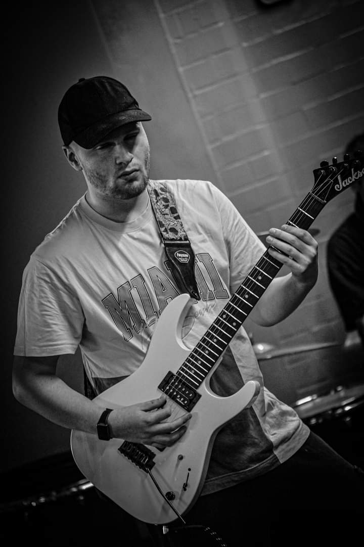LANICHOLLSPHOTO's tweet photo. My new project titled "A Boys Dream" follows my sons journey to wanting to become a rock star

#blackandwhitephotography #musicphotography #guitarplayer #rockband #bandphotography #fineart #photographer #nikonphotography #nikon https://t.co/GXJCG498wc