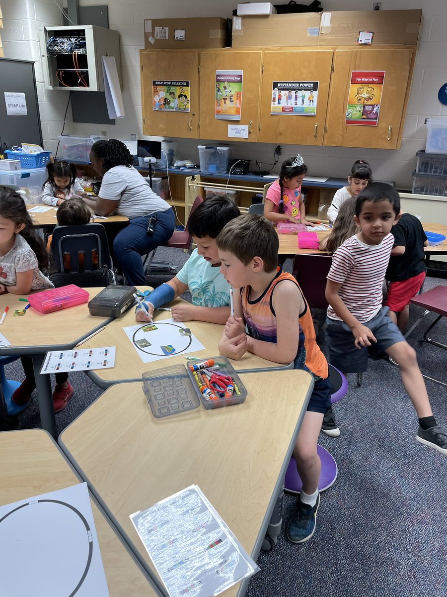 Ms_Murraysclass's tweet image. This week our Kinders programmed Ozobots to travel through the life cycle of a butterfly! It was so exciting to see them follow our codes! @PotowmackES