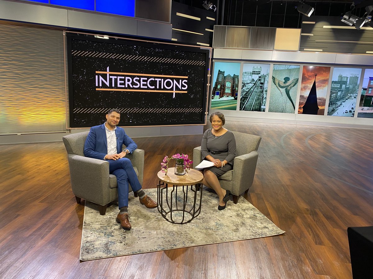 OGCooking's tweet image. It’s Sunday Morning, so get ready to tune in to #Intersections ⁦@TheCW⁩ ⁦@KDKA⁩ at 11:30am for interesting conversations. #pittsburgh #community #pittsburghballet #newhorizontheater