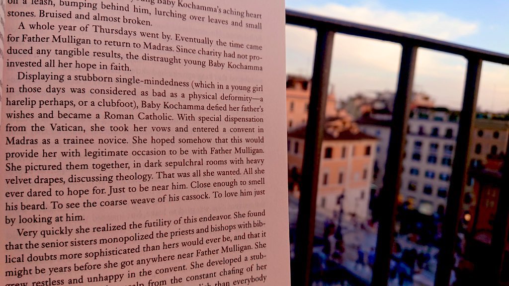 NunezBargueno's tweet photo. Feliz #DiaDelLibro ! Y de #SanJordi2023 Dos de estas fotos las tomé en mi rincón favorito de #Cataluña 💚 I do not know what my life would be like without #books! 📚🌹🐉🧘🏽♀️ #acadowntime #AcademicTwitter https://t.co/dMQqfNxrY2