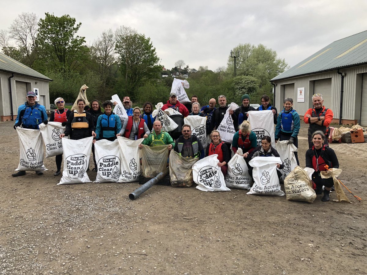 Bath Paddleboard Centre (@bathpaddleboard) on Twitter photo Simply incredible, members of <a href="/SUPBath/">SUP Bath UK</a> collected 37 bags of litter off the banks of the River Avon over a 2.1 mile stretch.
#crt #britishCanoeing #banes #keynshamwombles #saltfordwombles #avonrowingclub Simply incredible, members of <a href="/SUPBath/">SUP Bath UK</a> collected 37 bags of litter off the banks of the River Avon over a 2.1 mile stretch.
#crt #britishCanoeing #banes #keynshamwombles #saltfordwombles #avonrowingclub