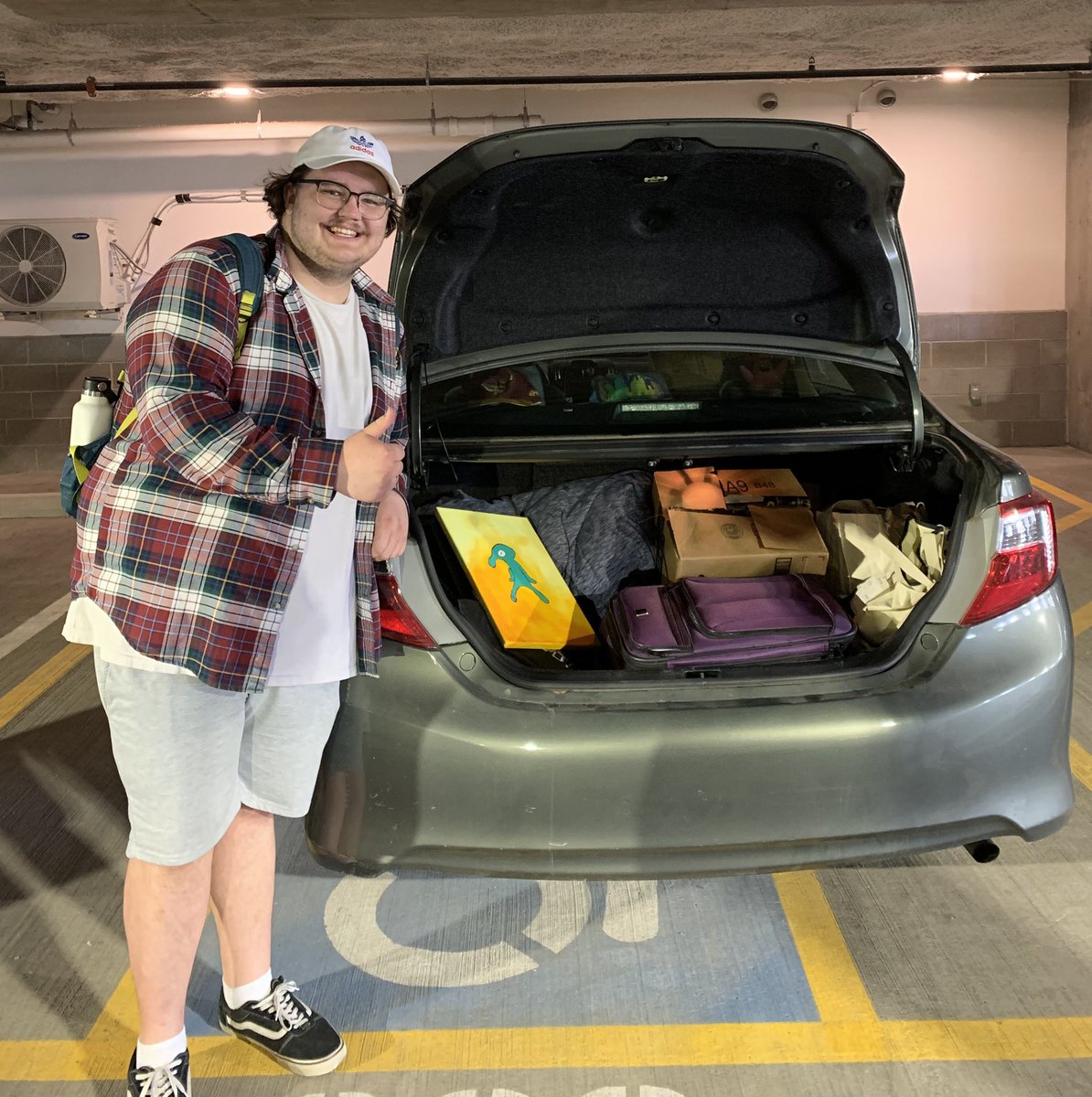 marley_arel's tweet photo. I’m so excited to announce that I’m dropping out of college! Huge thanks to all my peers and professors that have helped me get to this point in my life. My parents are disappointed, my future looks bleak, and I’m just so excited for this next step. #Unemployed https://t.co/fWXM14kFDj