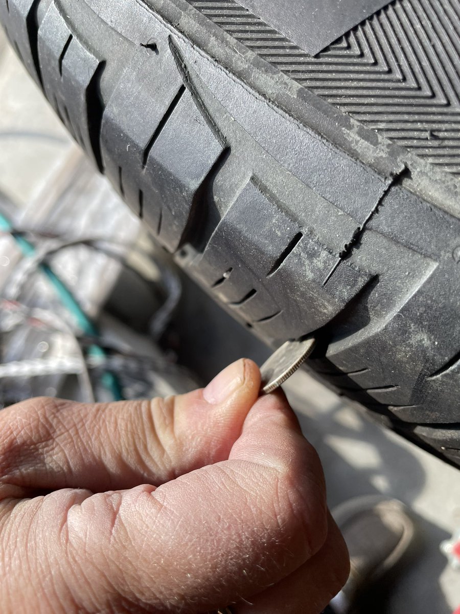 ErpeldingTanner's tweet photo. Rims and wheels for sale https://t.co/1yKMyXalGf