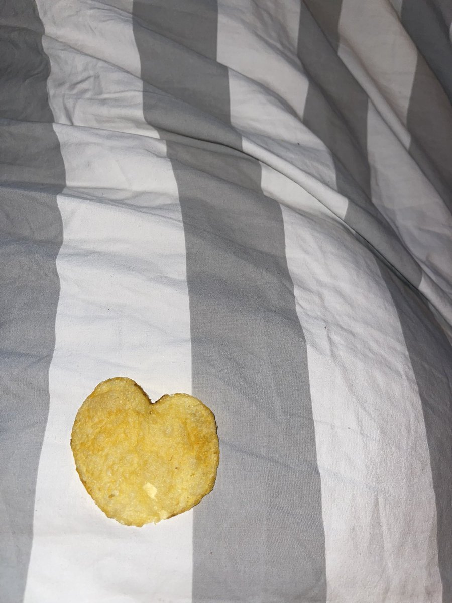 jamied12's tweet photo. @walkers_crisps https://t.co/Xh8VUKYQq3