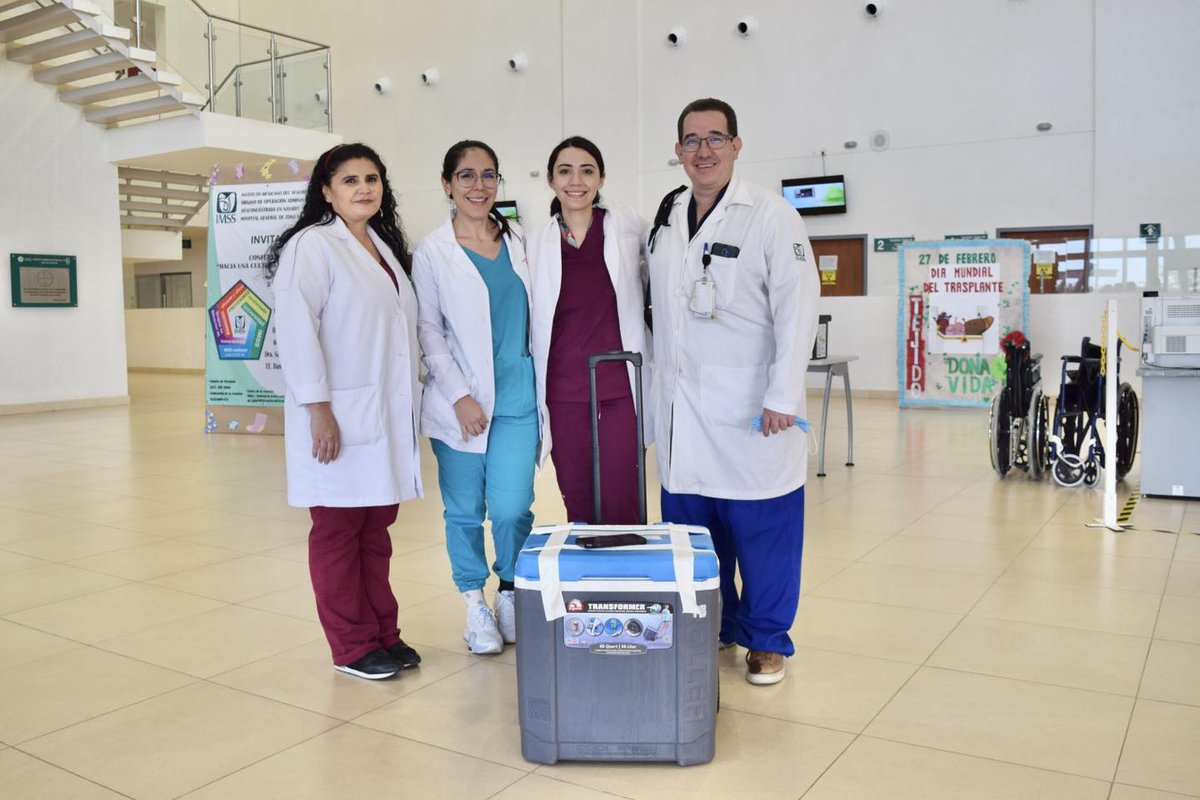 #BahiadeBanderas || 🗣️Más donaciones de órganos 

Equipo del Hospital de Pediatría de CMNO del #IMSS acudieron al #HGZ33 de Bahía de Banderas por un par de riñones donados por un joven héroe, quien trascenderá a través de la población infantil que los reciba.