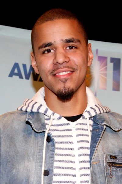 nfr_podcast's tweet photo. J. Cole’s 'Truly Yours 2' EP turns 10 years old today ⚡️ 

Tracklist includes:

•Cole Summer
•Kenny Lofton
•Chris Tucker
•Head Bussa
•Cousins
•3 Wishes https://t.co/7cqyCAXiFs