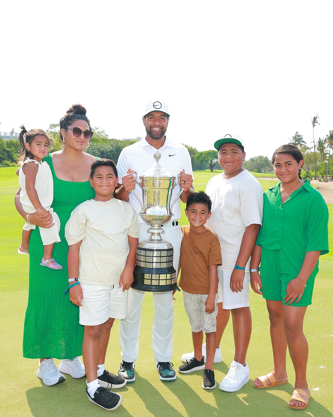 PGA TOUR on Twitter: "A win for the entire Finau family 💚  https://t.co/r10ivQB5De" / Twitter