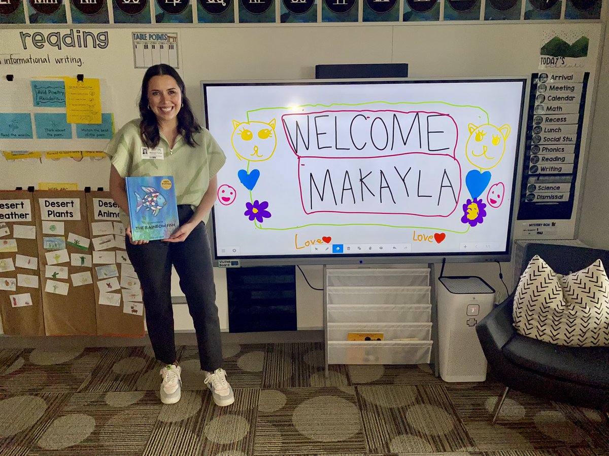waggslittleones's tweet photo. BK was so excited to have a GUEST READER come visit our space on Friday. We LOVED getting to meet Mrs. Waggoner’s little sister. Family is one of the BEST gifts! #RJLBK #RJLyear9 #RJLadventures https://t.co/iRddra8td0