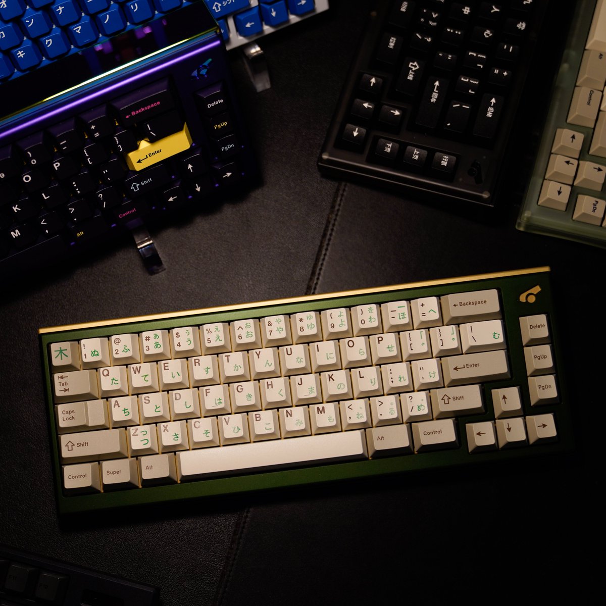 CannonKeys's tweet photo. Just a few hours left to join Chimera65 R2!
GB ends tonight at 11:59PM ET.
Link in bio to purchase.
#cannonkeys #keyboards #customkeyboards #65percentkeyboard #gasketmount #mechkeys #mechanicalkeyboards #customkeebs #diykeyboards #battlestation #onmydesk https://t.co/yuDhhsPMMp