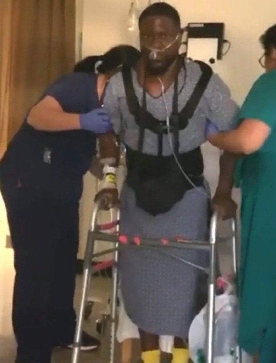 JustJCx's tweet photo. AD finna look like this after getting bodied by Draymond and Looney in the paint🤦🏽‍♂️ https://t.co/UFhV5lPGqr