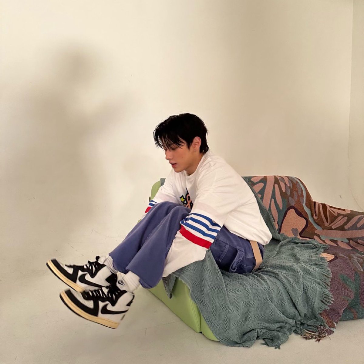 Kyuggjun's tweet image. ㅤㅤㅤㅤㅤㅤㅤㅤㅤ
Nothing stops you to always seize the joyful moments and for this one, I chose to keep it inside my gallery photos. Wishing you all a loving Monday.
ㅤㅤㅤㅤㅤㅤㅤㅤㅤ