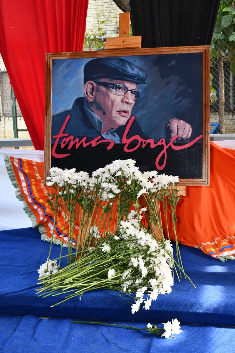 Hoy rendimos homenaje a un gran revolucionario de la lucha Sandinista de nuestro pueblo victorioso 🇳🇮 🔴⚫✌️
#TomasOrgulloSandinista 
#UnidosEnVictorias 

<a href="/Lupe22Luna/">Guɑdɑlupe_Lunɑ 🇳🇮</a> <a href="/Atego16/">@🅰🆃🅴🅶🅾 🇳🇮</a>