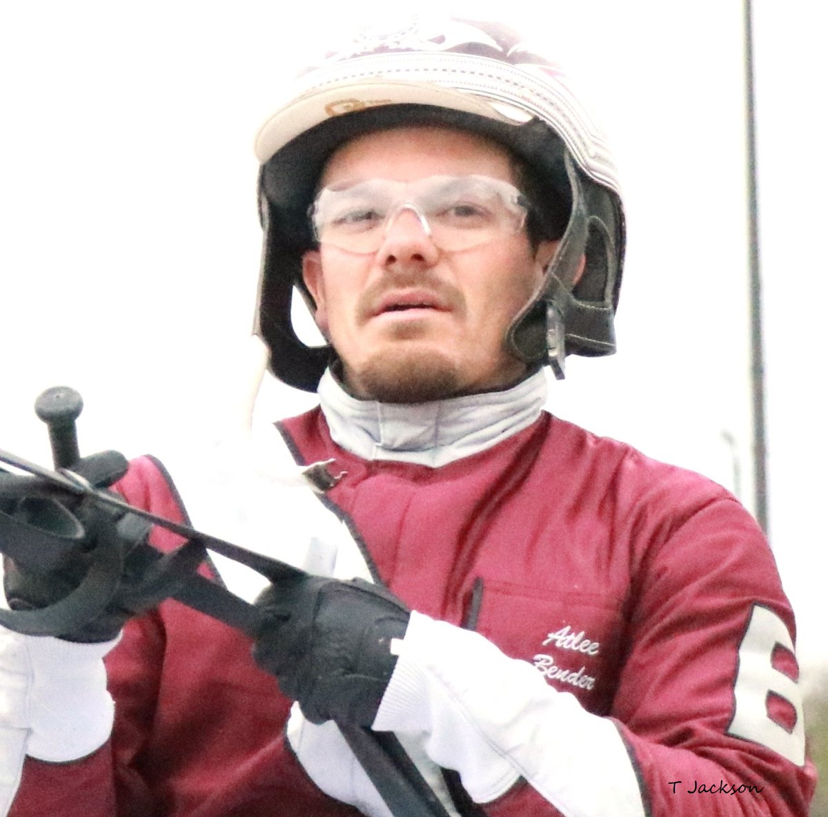 hoosiernations's tweet photo. R9 Oak Grove
#GrandSlam Atlee Bender as Western Era (Jk Endofanera) rallies from far back to win by a nose
Time :27.2, :54.2, 1:22.4, 1:52.1 new lifetime mark
#TrainingTriple for @ErvMillerStable 
Congratulations👏👏
#RaceLikeAHoosier #IndyBred https://t.co/mXEZdNOW94