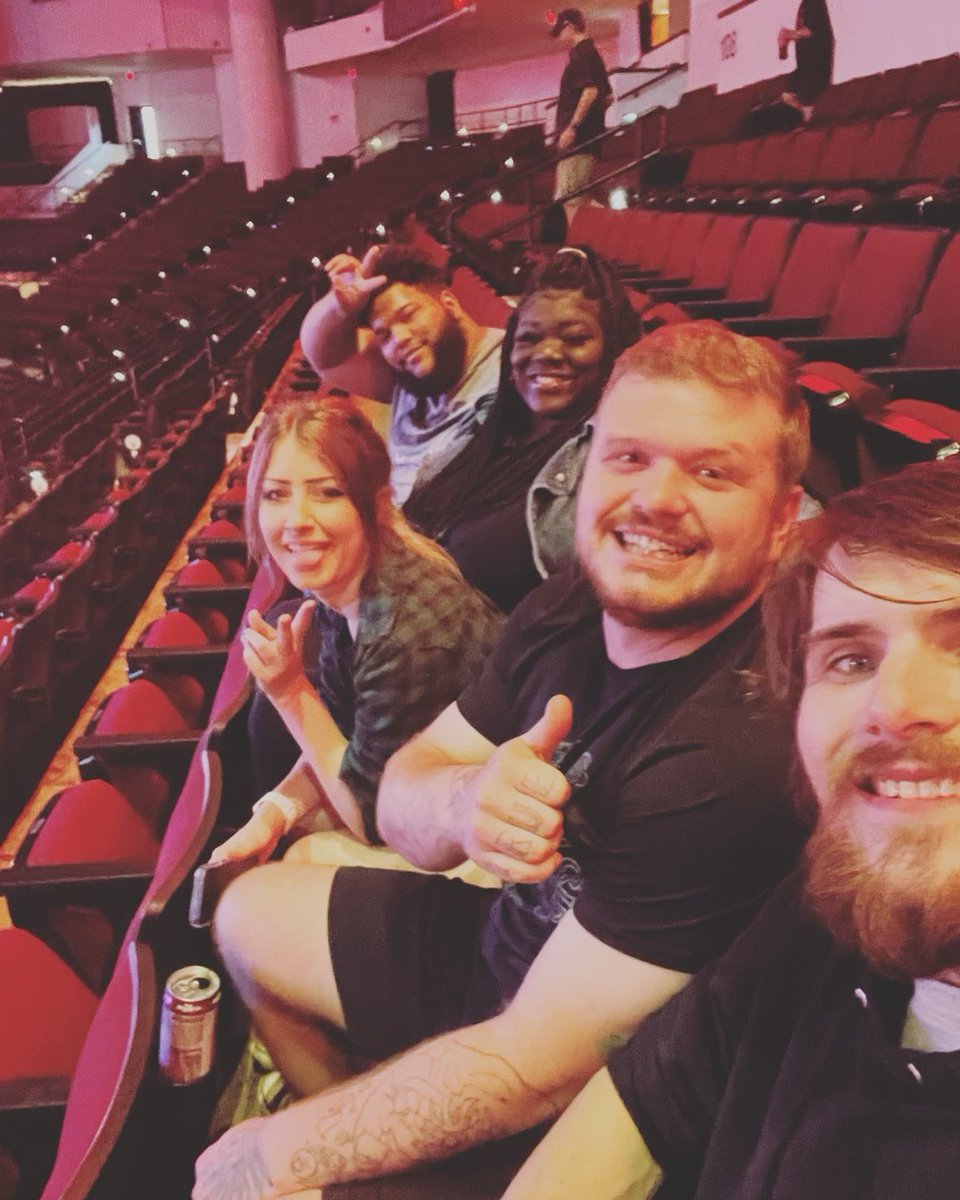enigmaticalme's tweet photo. Legggooooo #WWEBossierCity https://t.co/kgWVQINThZ