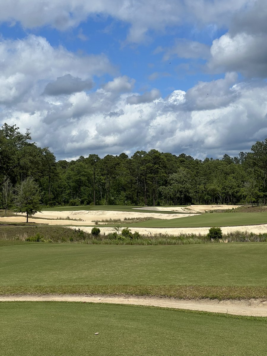 ParkerBTurf's tweet photo. Congaree Golf Club today with Harrison Rothwell and Ian Cherry! Great way to end the school year. David Barrett and staff does a hell of a job out here. https://t.co/1j8Az7bLZ1