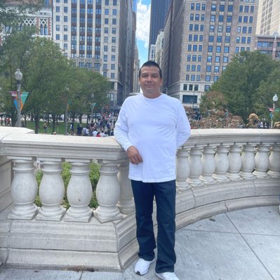 CiriloRivera8's tweet photo. #NuevaFotoDePerfil https://t.co/SeDox3iVlt