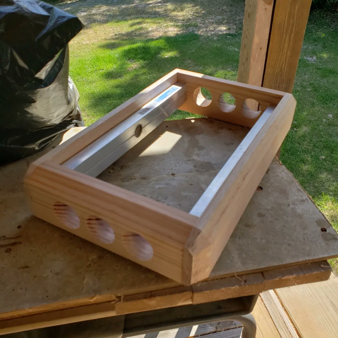 fightstickguy's tweet photo. The thing I hate most about painting oak is you gotta use 1000 coats of primer to get it smooth! #FightstickGuy #fightstick #arcadestick #oak #custom https://t.co/NNWTSykKIX