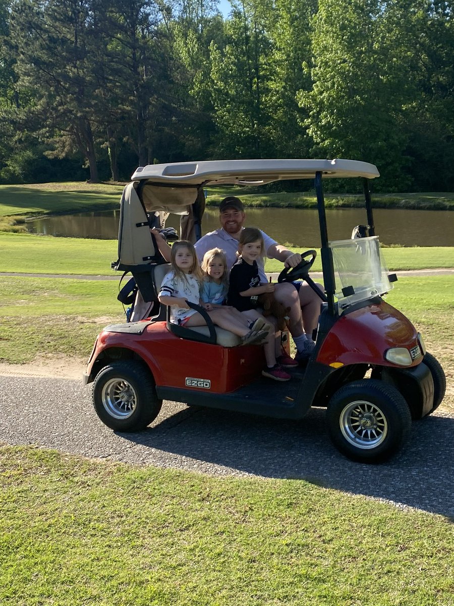 DylanShields92's tweet photo. #GreaterDecatur Itโs summer time! #FamilyTradition https://t.co/0niTP3GCKI