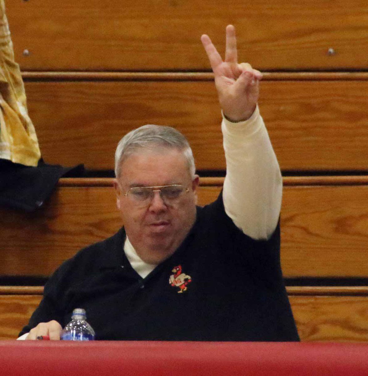 Ott_Athletics's tweet photo. It's with extreme sadness that we say goodbye to 1987 alum and longtime/beloved support staff member Bob Kennedy, who passed away overnight... He served as PA announcer at multiple home events over the past 30+ years, becoming a unique voice and personality to so many. #RIP ❤️ https://t.co/Fm3RR4KwwX