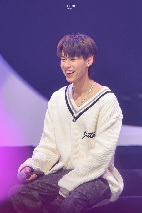 pitchygumairoo's tweet photo. อาทิตย์ที่ผ่านมาบิวกิ้นเป็นทั้งเซเลประดับโลก นักร้องหนุ่มชื่อดัง ทูตเชื่อมสัมพันธ์ไทย-เกาหลี,ไทย-จีน และเป็นบิวกิ้นที่น่ารักกับคนใน inner circle เสมอ ร้องไห้ละ แกโคตรเก่ง โคตรแสนดีเลย😭😭 #bbillkin https://t.co/FMmtEdcrDZ
