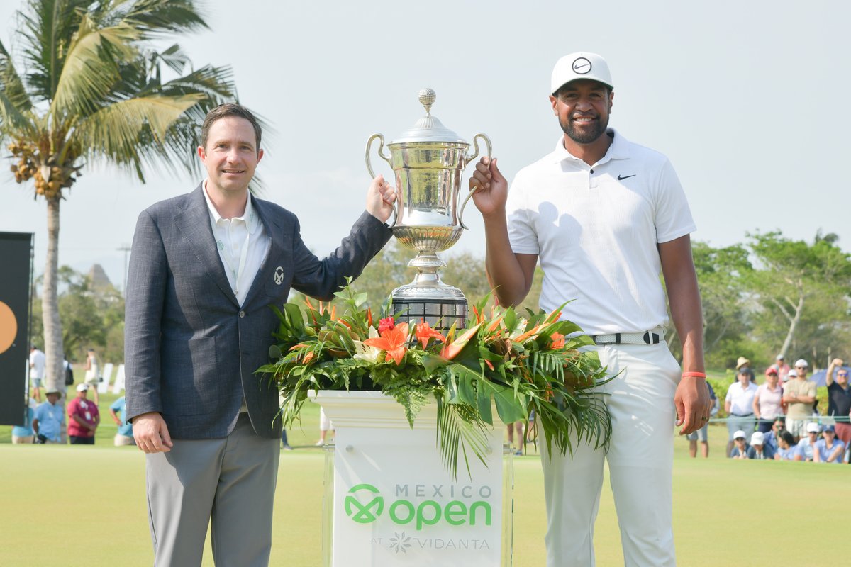 SalinasBenjamin's tweet image. Congratulations champion @tonyfinaugolf!!! 🏆
Vimos extraordinario golf en esta edición del @MexicoOpenGolf.
Gracias a todos los jugadores, voluntarios, staff, a nuestros anfitriones de @Vidanta y sobre todo a los aficionados por venir y hacer de este torneo el mejor de…
