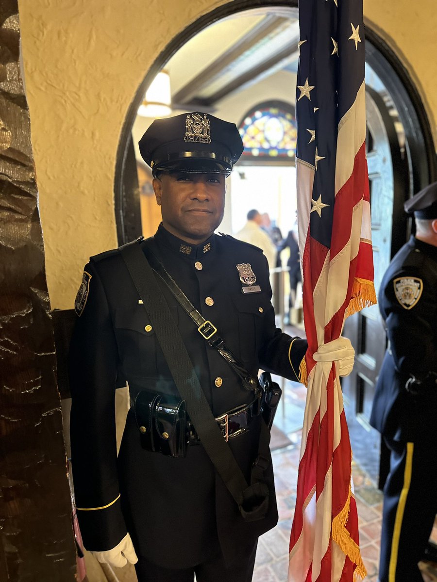 JZubiPBA's tweet photo. @NYPDCeremonial the absolute BEST in the World! Always on point, always sharp! Thank you for what you do. https://t.co/84aylDONZx