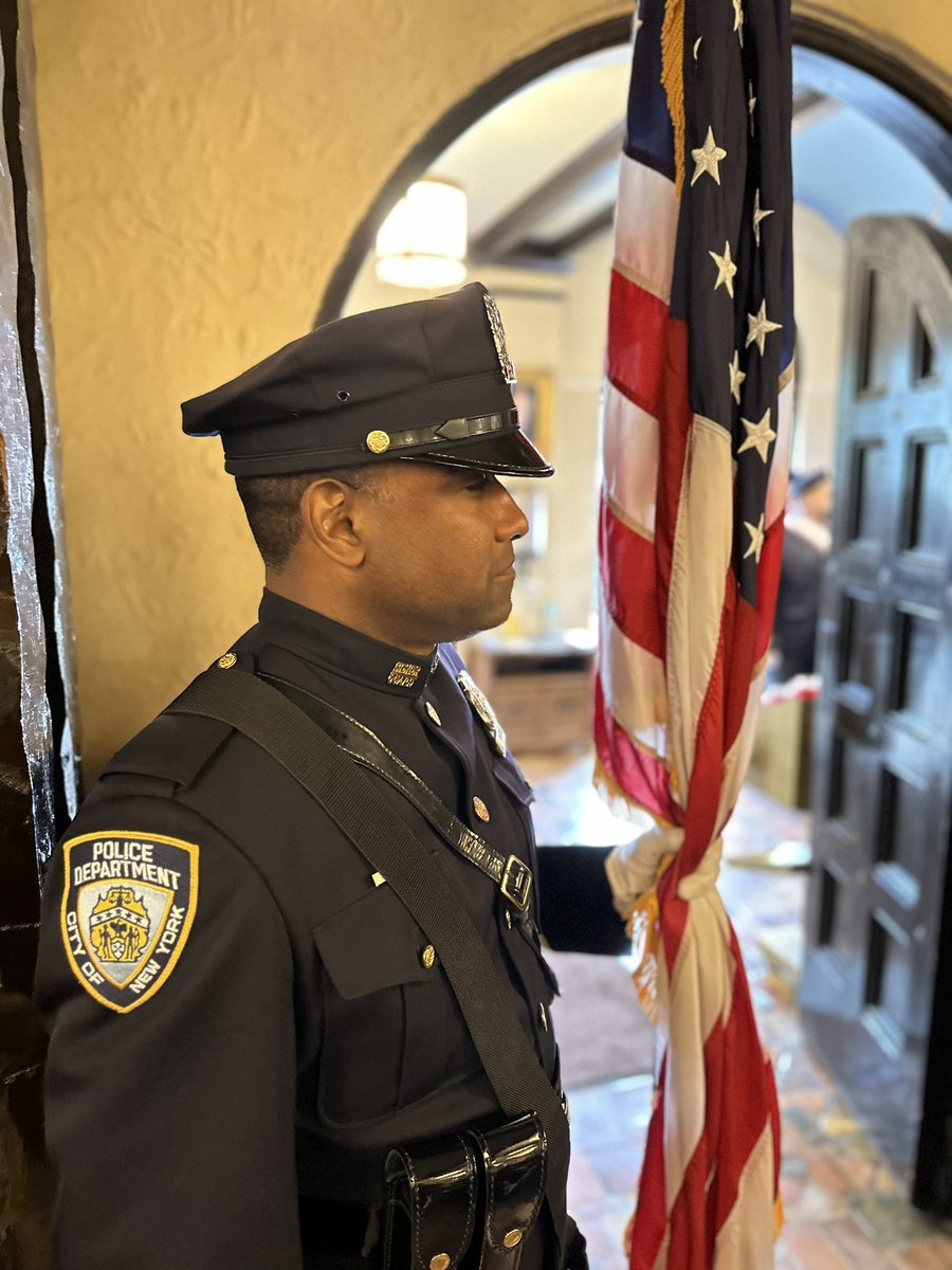 JZubiPBA's tweet photo. @NYPDCeremonial the absolute BEST in the World! Always on point, always sharp! Thank you for what you do. https://t.co/84aylDONZx