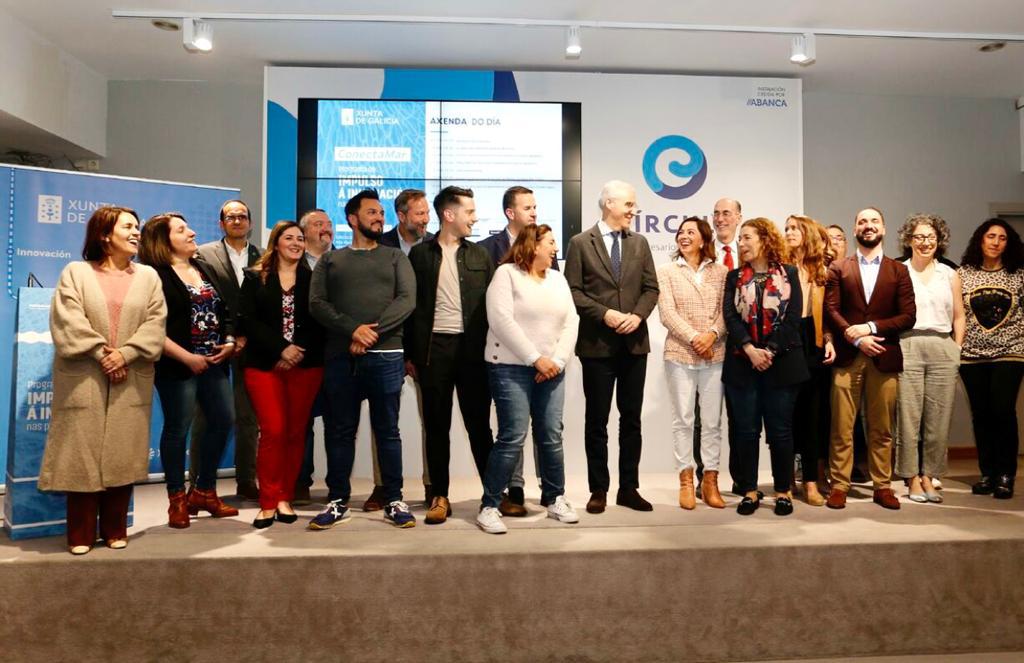 usail's tweet photo. Muy satisfechos de poner nuestro granito de arena en #ConectaMar con @galiciacrecede la mano de @axenciaGAIN con Iberconsa como tractora del proyecto y con @eatableadv, Eatable Adventures, como desarrollador, y @anfacocecopesca.

#satcom #inovacion #usail

https://t.co/8GopN99MZQ https://t.co/Wh2WoDjS1X