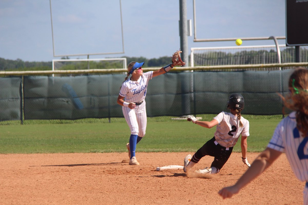 Ellie Pinter/Pinterpictures tweet media