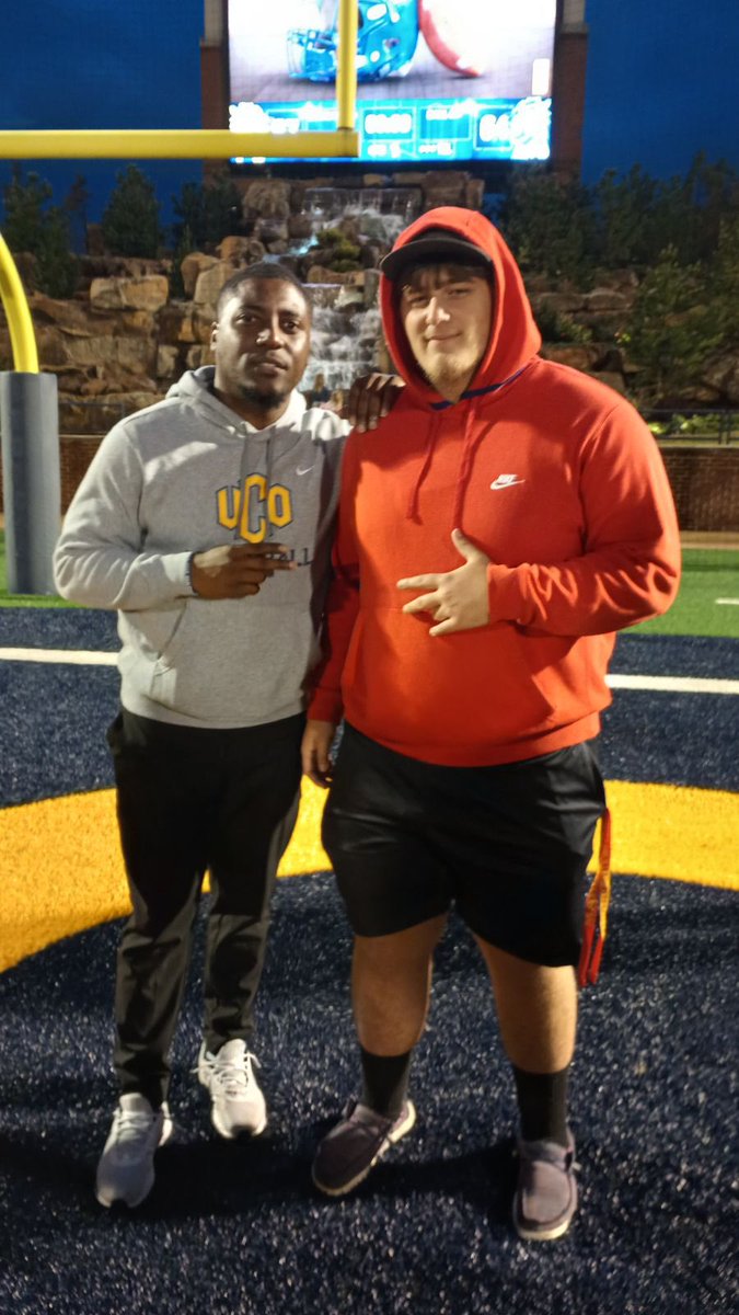 I had an Amazing time coming out to UCO and meeting the coaching staff there! Thank you <a href="/_CoachDonald/">Dimitri Donald™</a> for the invite! <a href="/ucobronchofb/">UCO Football</a> <a href="/Coach_Curlee/">James Curlee</a> <a href="/AdamDorrel/">Adam Dorrel</a> <a href="/Coach_JParker54/">Jason Parker</a> <a href="/pocola_football/">Pocola Football</a> #indianpride