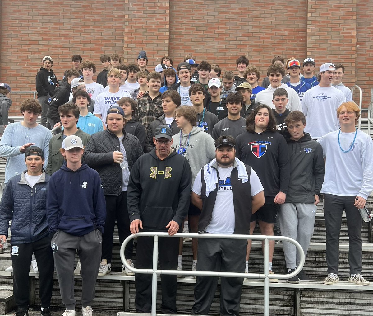 DHSBWfootball's tweet photo. Blue Wave Football proudly participated in the βOut of Darkness Walkβ today at DHS. #WaveStrong #StopSuicide #BlueWavePride @DHSbluewave https://t.co/rXZPuV1Hyg