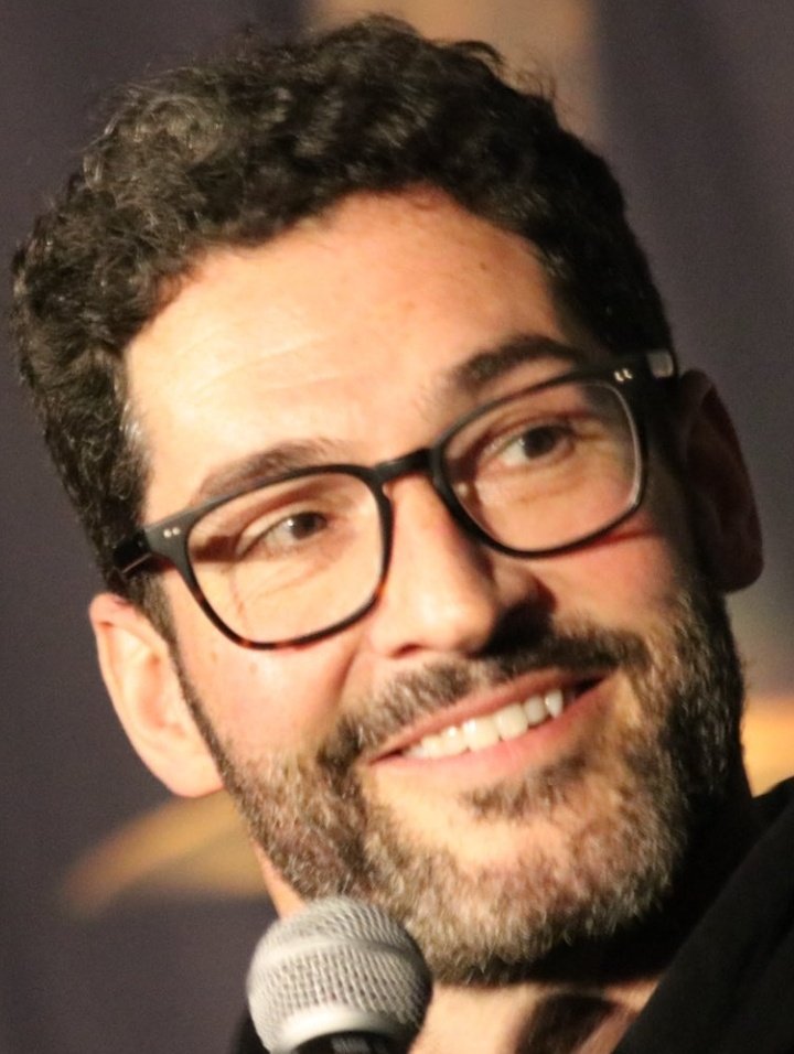 lisaquac81's tweet photo. What's your biggest talent?
Making people believe I'm just a normal average human
(#YouDontFoolUs)
#TomEllis
#LuciConNJ
pics by @Anke784 & @Ksqrd2 ❤️ https://t.co/UJGyJYvBQN