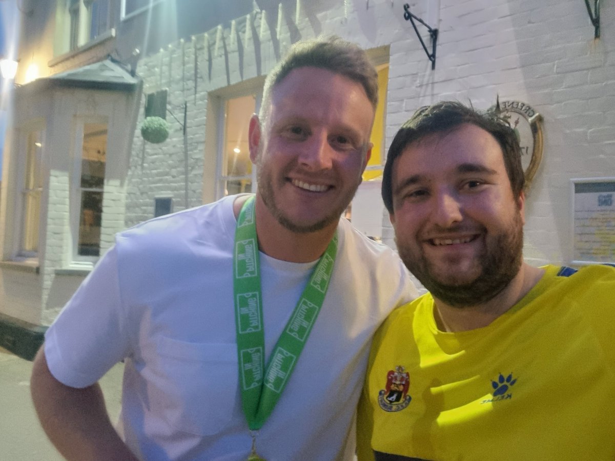 Want to say a massive congratulations to our sponsored players @jamiejpls and @JoshStokes22 on their promotion this season. Here's a photo of them both with Ash 😊 well done @AFCSudbury from all of us at The Horse and Groom ⚽️💕