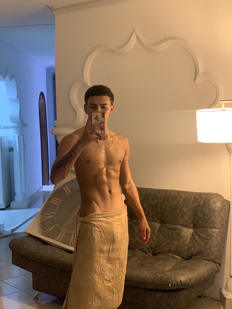 Cristian Martinez on Twitter: "RT?Si la vida te da la espalda 🥰🍆 RT? If life turns its back on