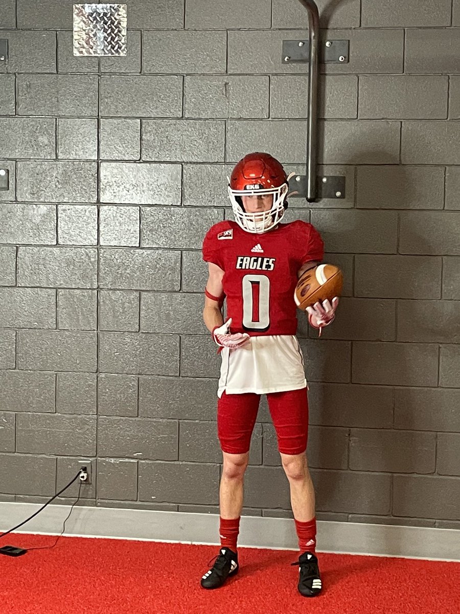 Had a great visit <a href="/EWUFootball/">EWU Football 🏈</a>‼️Thanks for having me! <a href="/CoachHaydenMace/">Hayden Mace</a> <a href="/EWUCoach_Bruce/">Zach Bruce</a> <a href="/CoachWesNurse/">Wes Nurse</a>