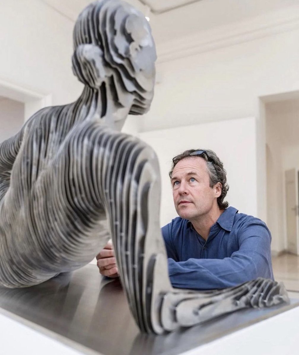 ArtistReplete's tweet photo. “I don’t shy away from complicated problems, I learn to sub-divide them into sub-problems and solve them one by one. I decided I want to see if I can sustain myself doing sculpture. I gave myself 3 years to see if I can make money off of it. In 2007, I reached that goal.” https://t.co/kYMZObyqX6