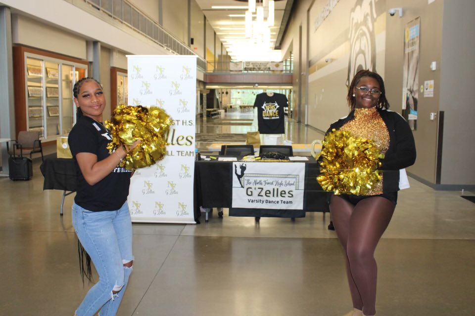 What a fun morning! The NFHS G’zelles Dance team would like to thank all dancers who joined our first Junior Clinic on Saturday! We are excited to offer the opportunity to have the dancers who participated in the clinic to perform with us at the May 5th School Community Parade