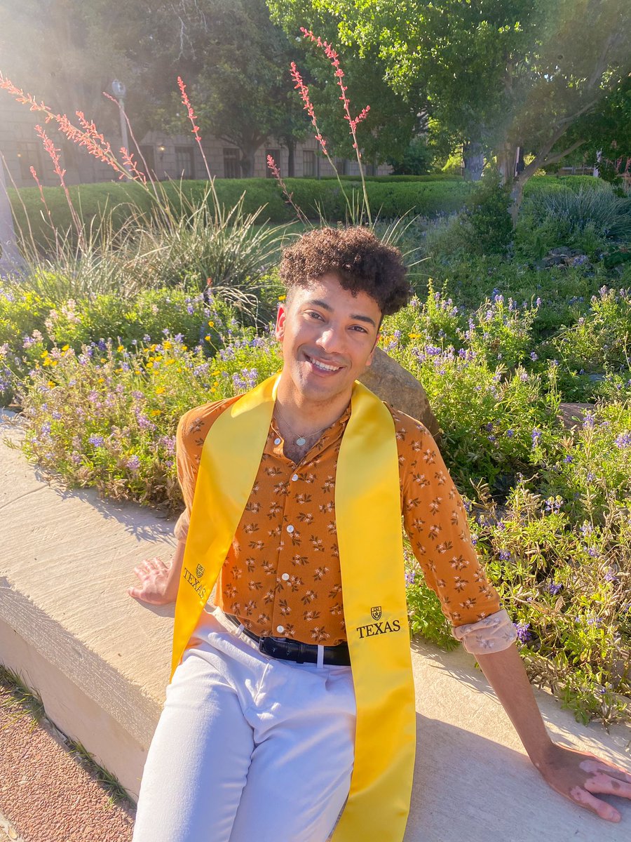 DontaeTeuton's tweet photo. next stop: medical school 🩺 https://t.co/MYVHPk0EnN