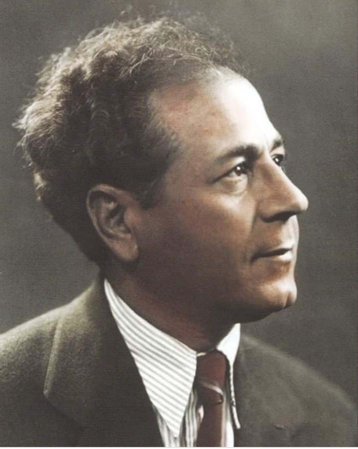 "أيها المنتجون القوميون الاجتماعيون:

إنّ الحركة القومية الاجتماعية هي حركتكم أنتم،، أيها المنتجون، لأنّ الدولة القومية الاجتماعية لا تعترف بغيركم البطّالين والمستغلي أتعابكم."
#أنطون_سعاده 
#عيد_العمل
 كل عام وبلادي بالف خير