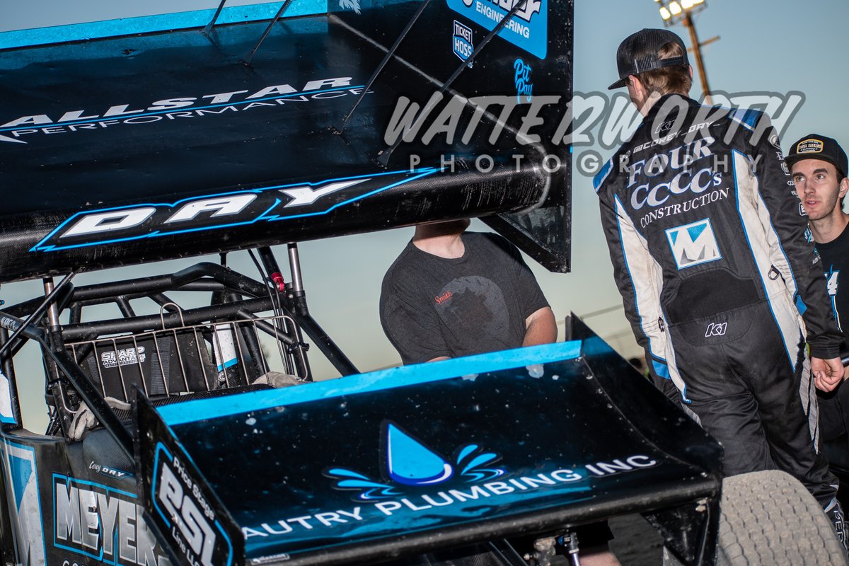 WATTE12WORTH's tweet photo. Through 4 races: 
P1 Hanford
P1 Tulare 
P2 Tulare
P2 Antioch
safe to say it's been a SOLID start to the @NARC410 season.
@corey_day_ https://t.co/ZUWCwl2agU