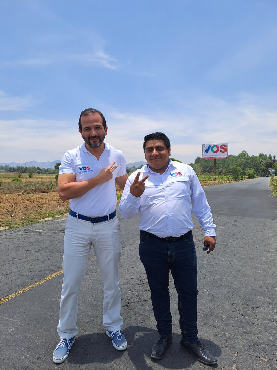 💪🇬🇹 Continuamos con agenda del día. 
Llegando a San Juan #Comalapa ✌️

Carlos Perez Rodas 

#yosoyjorgemariograciaespaña  #Vicepresidenciable_VOS  #Chimaltenango #ManosALaObra