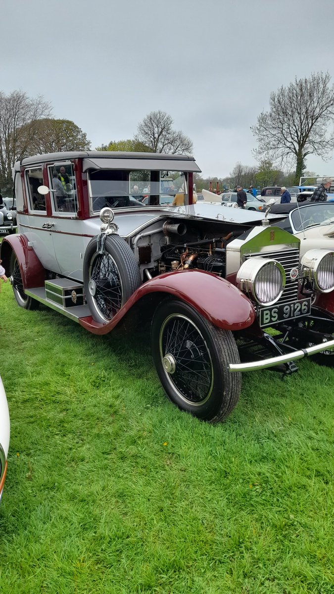A huge thank you to our inspiring volunteers who helped fundraise as part of the wonderful Merton Vintage rally event. #alumnischaracter #virtuesinaction