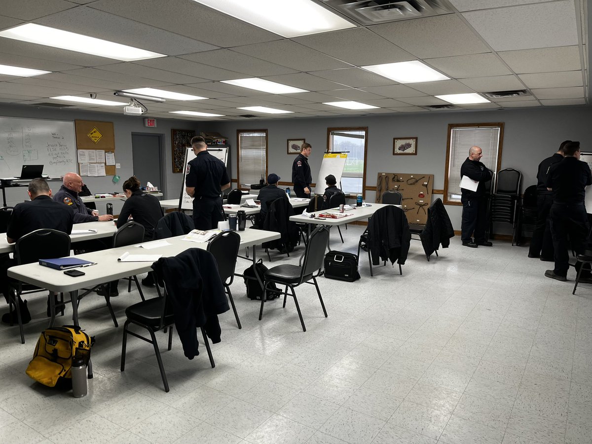 jlschaer's tweet image. A weekend well spent forming the minds of future educators at @greycountyfire #FLSE #NFPA1035 #OFC